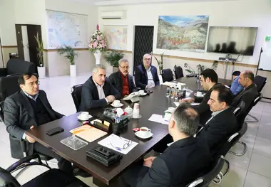 نشست راهکارهای تأمین ناوگان ریلی با محوریت بخش خصوصی بررسی شد