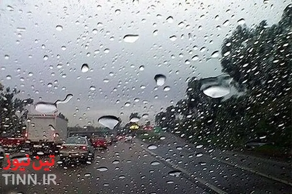 اینفوگرافیک | نکات مهم رانندگی در روزهای بارانی