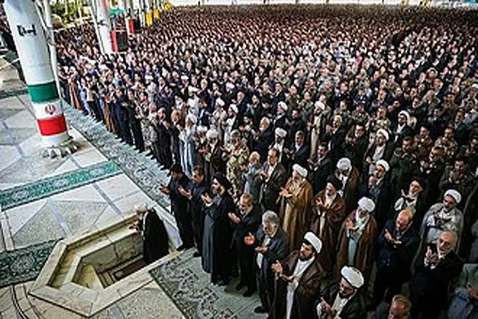 جمعی از واعظان و خطبای نماز جمعه از مردم خواستن