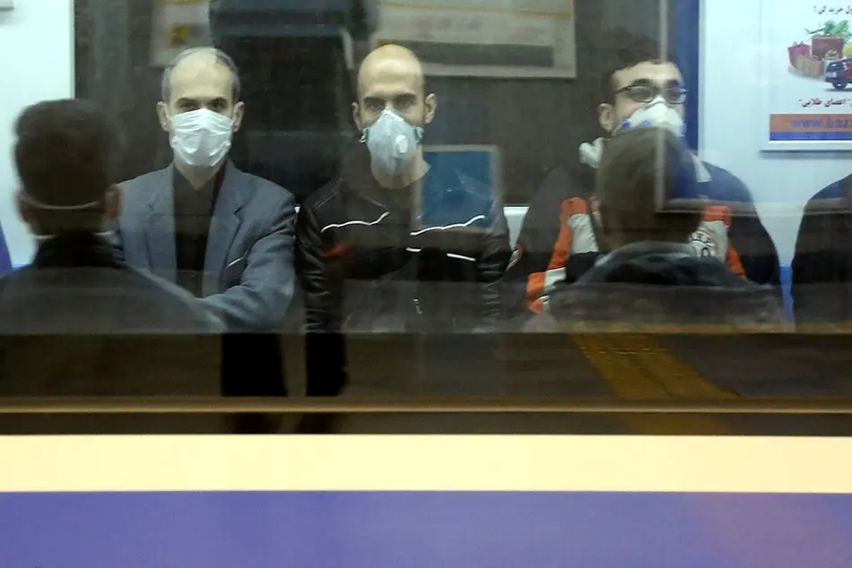 اجرای اجباری شدن استفاده از ماسک در مترو به محض ابلاغ