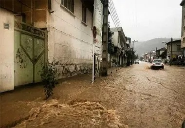 برقراری موقت ارتباط 10 مسیر برش زده در سیل اخیر استان گلستان