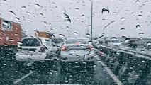 بارش باران در جاده های ۳ استان