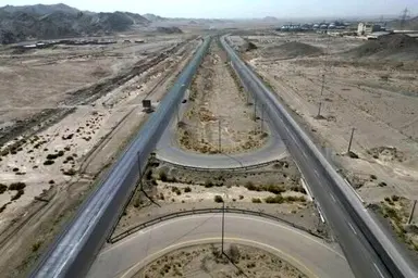 تلاش برای بهره برداری بیش از ۶۰ کیلومتر بزرگراه در محور زاهدان _خاش 