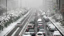 دلیل ترافیک امروز تهران برف بود یا اعتراض مردم  به گرانی بنزین؟