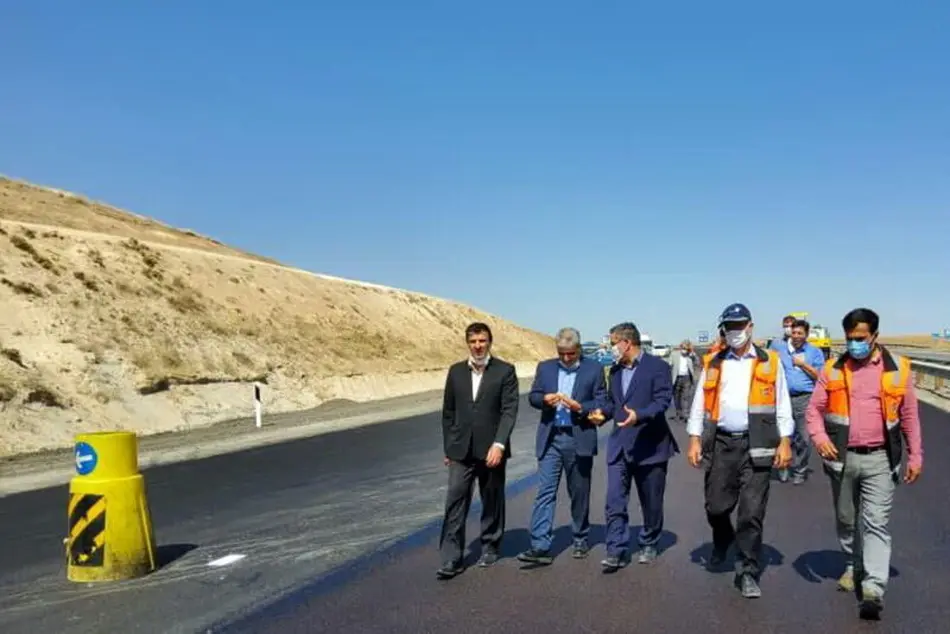 معاون سازمان راهداری بر تکمیل قطعه یک آزادراه تبریز- زنجان تاکید کرد