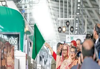 افتتاح اولین خط مترو در یکی از شلوغ ترین پایتخت های جهان