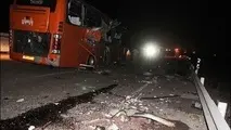 تصادف اتوبوس حامل زائران پاکستانی در مهران ۲ زخمی بر جای گذاشت
