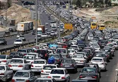  حجم بالای ترافیک در محورهای استان زنجان

