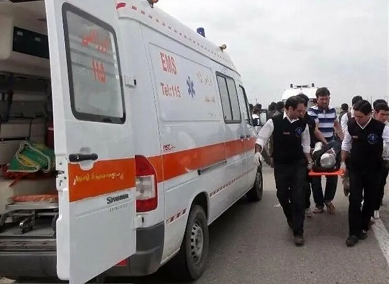 تصادف در جاده یزد - میبد پنج زخمی برجا گذاشت