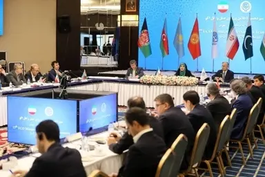 دستیابی به ترانزیت ۴۰ میلیون تنی در برنامه هفتم توسعه/ رونق تجارت با تقویت همکاری‌های اکو