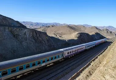جابه‌جایی بیش از ۵۷ هزار نفر مسافر در ایام نوروز توسط راه آهن شرق