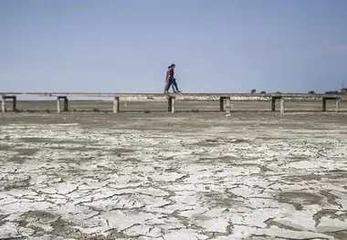 تالاب میانکاله خشک شد!

