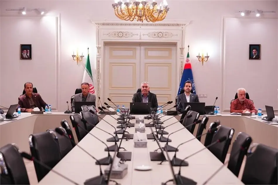 Deputy for Maritime Affairs Announces Review of Initial Draft of Iran's National Maritime Strategy Document