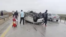 تجهیزات امدادی راننده اتوبوس به داد سرنشینان خودروی شخصی رسید
