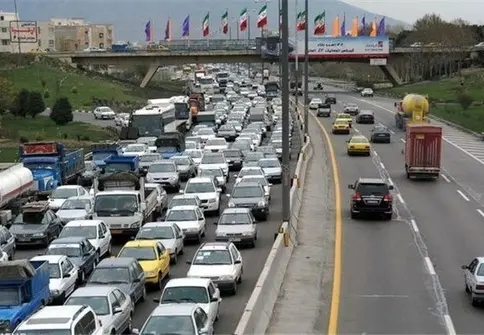 ترافیک سنگین در آزادراه قزوین  کرج