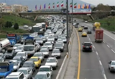 فاز نهایی تعریض آزادراه کرج–قزوین از گلشهر تا پل مهرشهر زیر بار ترافیکی رفت