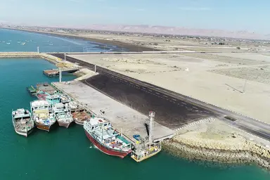 سیریک به قطب ترانزیت خودرو تبدیل می شود