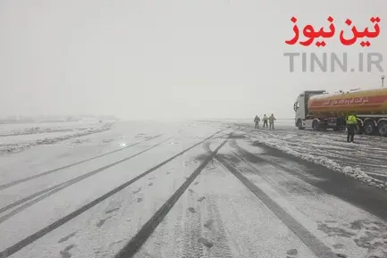 بارش برف و عملیات زمستانی در فرودگاه بین‌المللی مهرآباد تهران