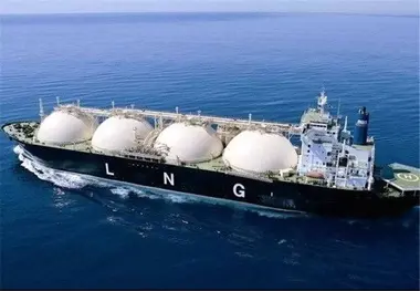 نبرد چندسویه سوخت های جایگزین کشتیرانی/ چرا LNG همچنان پیشتاز است؟