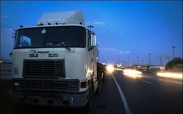 توصیه یک فعال حمل‌ونقل برای افزایش امنیت راننده کامیون‌ها 