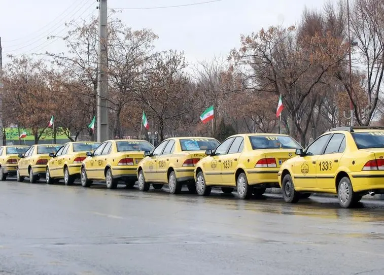 لزوم سهمیه بندی بنزین رانندگان تاکسی بر مبنای پیمایش