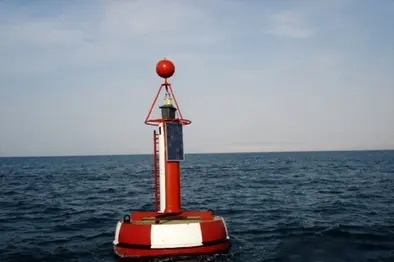 نصب علائم کمک ناوبری در مسیر تردد شناورهای دریایی گلستان