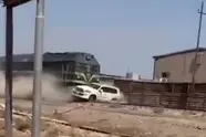 تصادف شدید قطار و خودرو در شمال بغداد حادثه آفرید+فیلم
