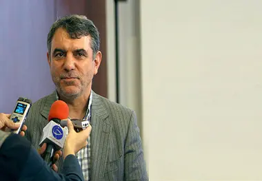 درخواست نمایندگان مجلس برای ممنوع‌الخروج شدن رئیس سازمان خصوصی‌سازی 