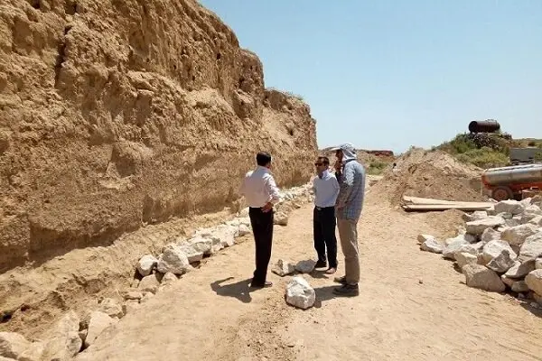 آغاز ساخت دیوار حفاظتی در محوطه تاریخی ریوی خراسان شمالی