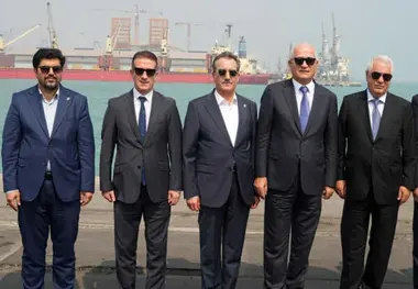 بازدید هیات سرمایه‌ گذاری جمهوری آذربایجان از بندر شهید رجایی 