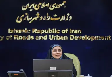 گزارش تصویری |  دیدار وزیر راه و شهرسازی با جامعه مهندسان معمار، شهرساز و سایر فعالان مدنی