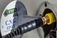 گام جدید دولت برای کاهش مصرف بنزین؛ خودروها به صورت رایگان دوگانه سوز می شوند