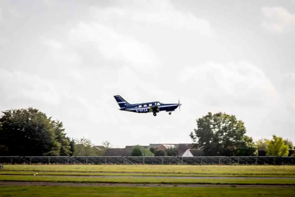 World’s first Hydrogen powered commercial plane takes off from Cranfield