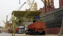ثبت رکورد کم‌سابقه تخلیه هم‌زمان ۹ فروند کشتی حامل کالاهای اساسی در بندر امام

