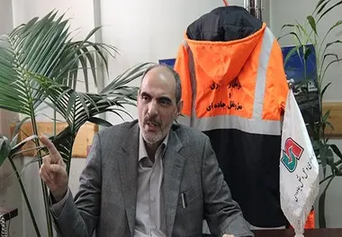 امدادرسانی به بیش از ۱۲ هزار خودرو گرفتار در گردنه‌ها از سوی راهداران