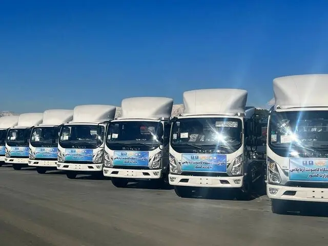 تحویل ۱۰۰۰ دستگاه کامیونت به وزارت کشور