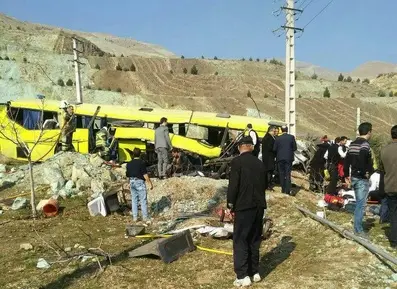 واژگونی اتوبوس در علوم تحقیقات