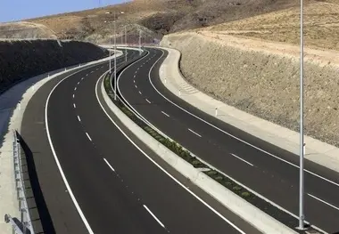 ۲۹۳ کیلومتر تا پایان سال به بخش آزاد راهی کشور اضافه می شود