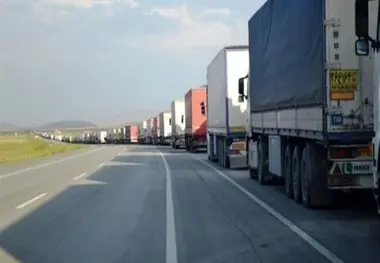 ورود روزانه ۴هزار کامیون به بصره