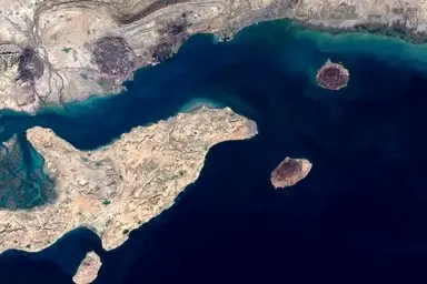 آخرین وضعیت عبور کشتی‌ ها از تنگه هرمز