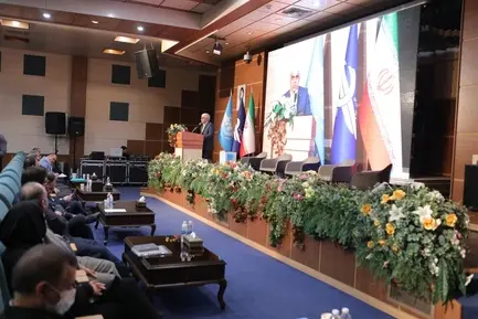 نشست هم اندیشی فرصت ها و چالش های شركت های هواپیمایی و فرودگاه ها (2)