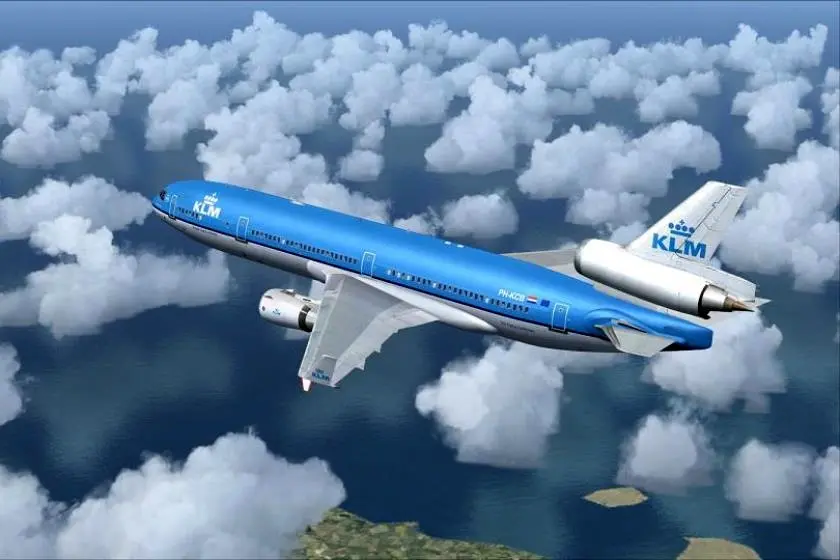 KLM بر خلاف ادعایش در حال عبور از آسمان ایران است