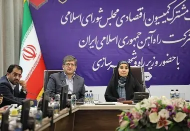 بخش خصوصی موتور محرک توسعه حمل و نقل ریلی/سرمایه گذاری 90 هزار میلیارد تومانی بخش خصوصی در صنعت ریلی