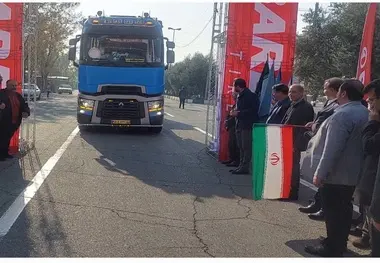 رالی خانوادگی کامیون های کشنده به مناسبت دهه مبارک فجر برگزار می شود