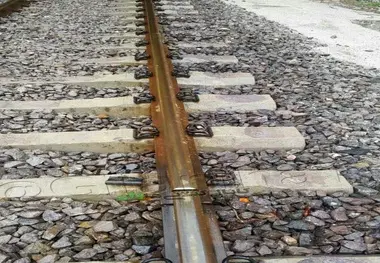 سرقت پیچ‌های اتصالات ریل راه‌آهن قزوین-رشت؛ 10 روز پس از افتتاح!