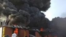 عکس| نگاه آتش نشان به خودروی سوخته آتش نشانی!