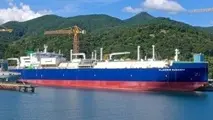 LNG carrier transports LNG to Asia through the Northern Sea Route
