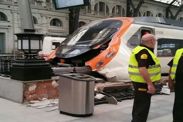 ۴۸ زخمی بر اثر حادثه تصادف قطار در اسپانیا
