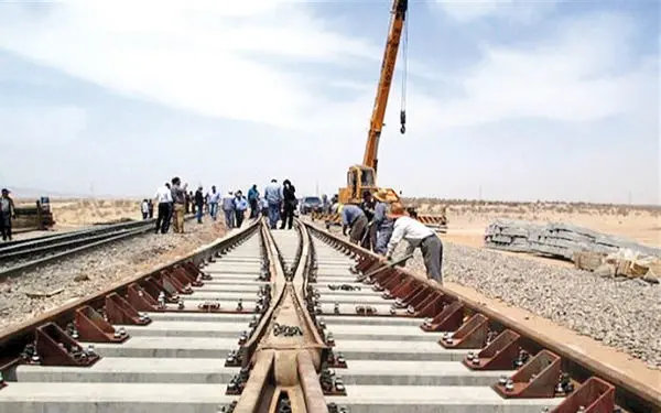 راه‌آهن سریع‌السیر تهران- قم- اصفهان تکمیل می‌شود