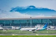 Indonesian airports reopen after volcanic eruption